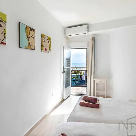 Apartment Inftour Paola 5 *